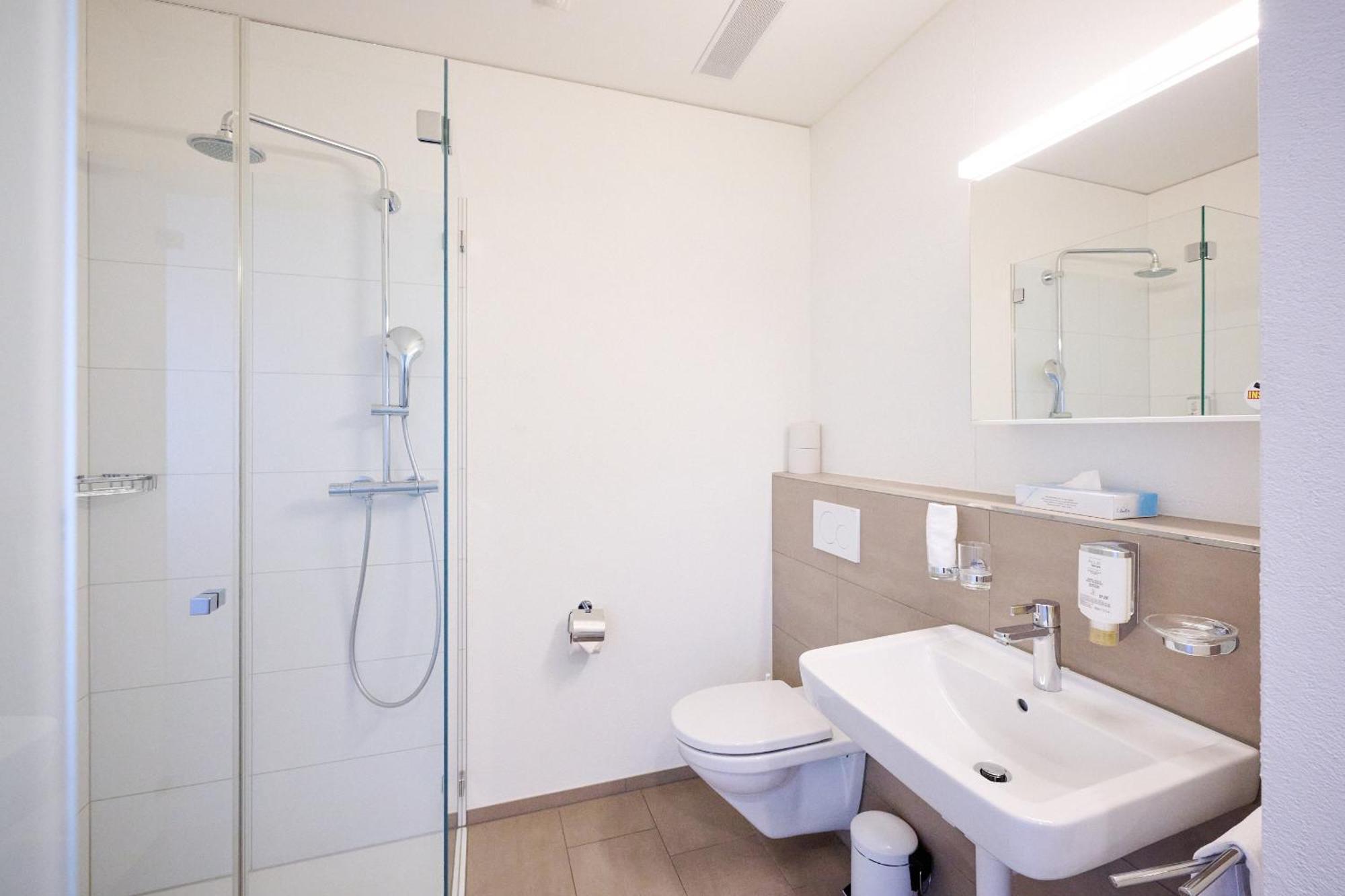 Hotel Am Kreisel Self-Check-In By Smart Hotels Lachen Eksteriør billede