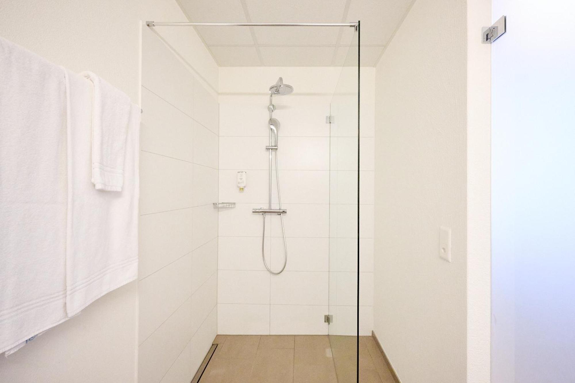Hotel Am Kreisel Self-Check-In By Smart Hotels Lachen Eksteriør billede
