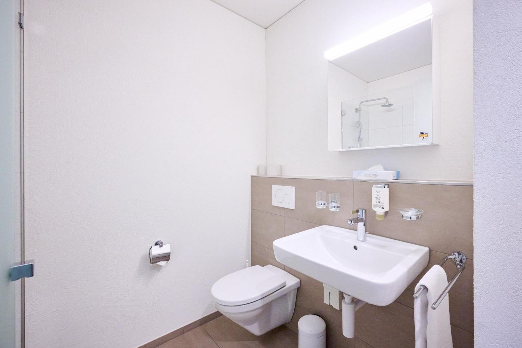 Hotel Am Kreisel Self-Check-In By Smart Hotels Lachen Eksteriør billede