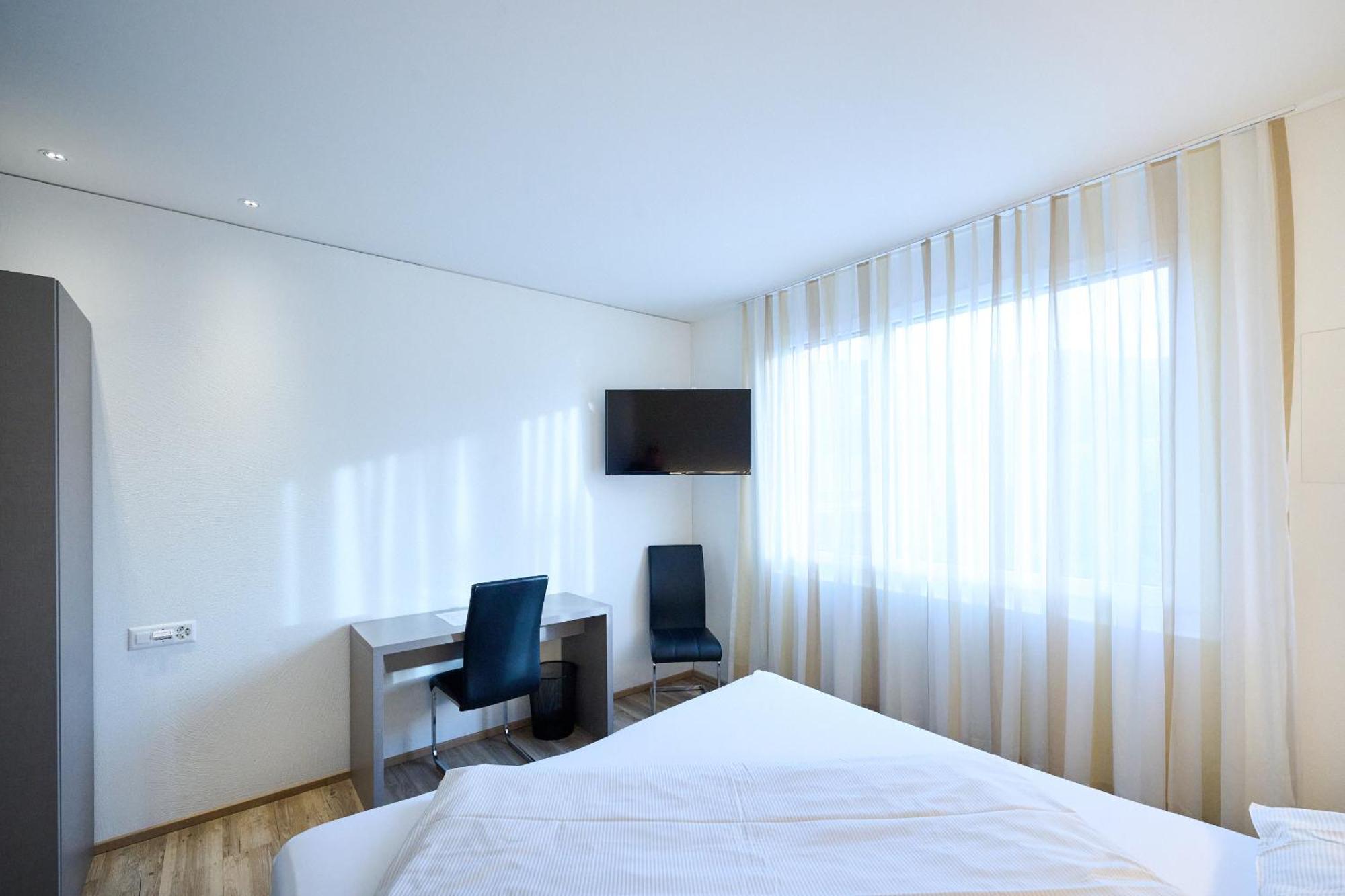 Hotel Am Kreisel Self-Check-In By Smart Hotels Lachen Eksteriør billede